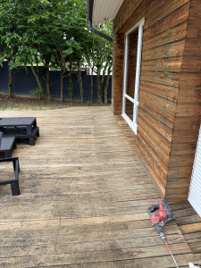 Photo de galerie - Terrasse bois et bardages autoclave classe 4 sans entretien particulier 