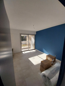 Photo de galerie - Mise en peinture tête de lit 