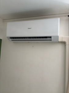 Photo de galerie - Clim altech 3,5kw , goulotte intérieur 