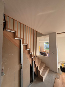 Photo de galerie - Réalisation d’habillage escalier 