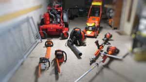 Photo de galerie - Maintenances matériels espaces verts