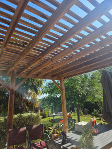 Photo de galerie - Fabrication et pose d'une Pergola 