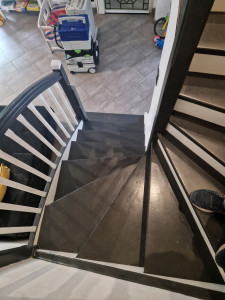 Photo de galerie - Peinture escalier