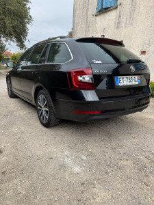 Photo de galerie - Voiture perso