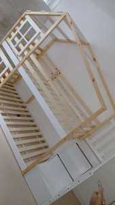 Photo de galerie - Montage lit (cabane)superposées enfant 