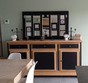 Photo de galerie - Transformation d'un buffet ancien en bois et transformation d'une porte d'armoire en miroir 