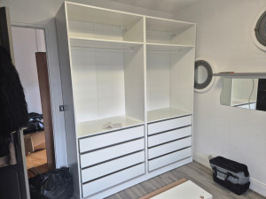 Photo de galerie - Montage dressing Ikea.