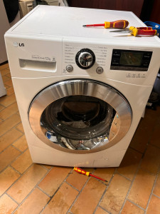 Photo de galerie - Réparation lave linge LG 