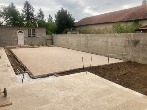 Photo de galerie - Réalisation d’un terrain de pétanque 