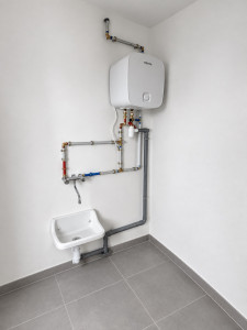 Photo de galerie - Installation d’un point d’eau pour local ménage 