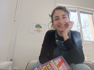 Photo de galerie - Moi à mon cabinet en tant que coach en développement personnel