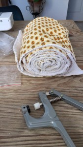 Photo de galerie - Bonjour, réalisation d’essuies tout réutilisable . soit en rouleau tenu par des pressions soit par feuilles sous forme de carrés 