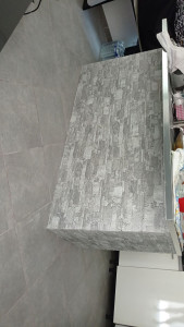 Photo de galerie - Pierre de parement îlot central 