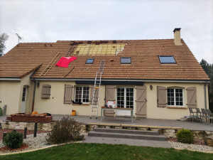 Photo de galerie - Fermeture de la toiture après avoir procédé a une dépose de panneaux solaires 