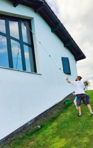 Photo de galerie - Nettoyage de vitres à la perche