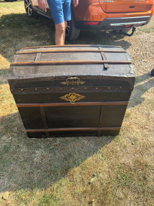 Photo de galerie - Restauration d’une ancienne malle