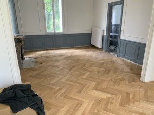Photo de galerie - Pose parquet chêne bâton rompu 