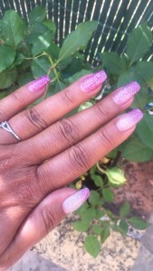 Photo de galerie - Gel couleur sur ongles naturels