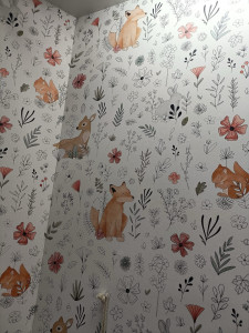 Photo de galerie - Pose papier peint chambre enfant 