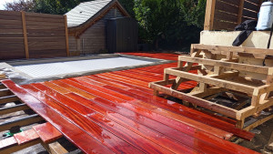 Photo de galerie - Terrasse et escalier et bois exotique