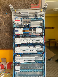 Photo de galerie - Armoire électrique 