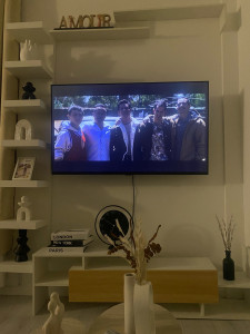 Photo de galerie - Meuble TV et décoration