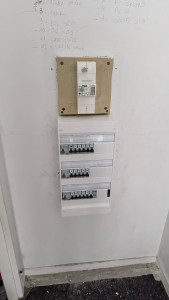 Photo de galerie - Rénovation électrique complète appartement de 91m2 avec remplacement tableau électrique 3 rangées
