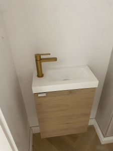 Photo de galerie - Pose meuble vasque et mitigeur et raccordement 