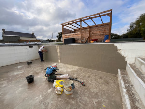 Photo de galerie - Rénovation piscine 10x5- enduit des murs et pose liner 