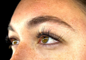 Photo de galerie - Cils à cils