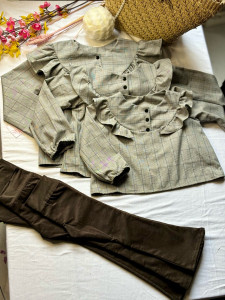Photo de galerie - Mon travail pour mes filles Pontalon et chemise 