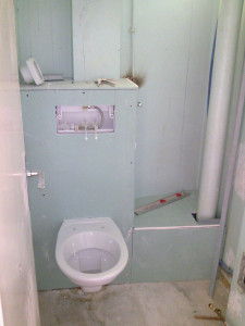 Photo de galerie - Inserssion WC suspendu dans placo-plâtre 