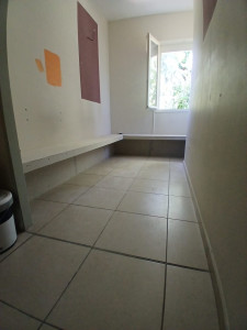 Photo de galerie - Création d’un banc en placo dans cabinet médical