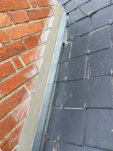 Photo de galerie - Pied de cheminée 