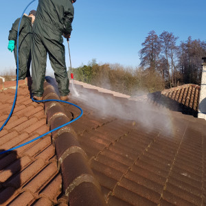 Photo de galerie - Un nettoyage de toiture 