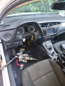 Photo de galerie - Remplacement moteur direction assistée électrique sur Toyota Auris Hv 