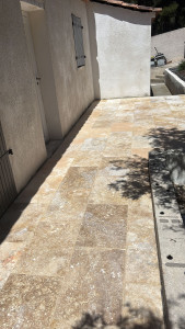 Photo de galerie - Carrelage d’une terrasse 
