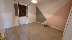 Photo de galerie - Peinture et pose de parquet stratifié 