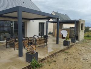 Photo de galerie - élévation de parpaings pour création d une cuisine d été
