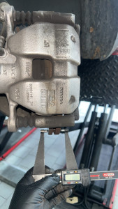 Photo de galerie - Remplacement disques et plaquettes