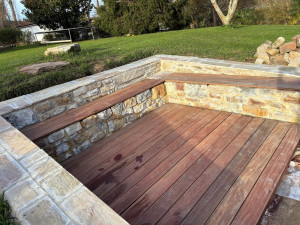 Photo de galerie - Réalisation d'une terrasse en pierre 