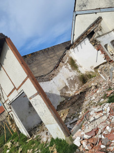 Photo de galerie - Bricolage et multi services