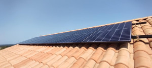 Photo de galerie - Pose de panneaux solaires. 