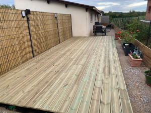 Photo de galerie - Réalisation de terrasse bois 