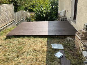Photo de galerie - Création terrasse en lames composites 