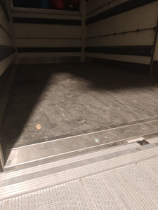 Photo de galerie - Mon véhicule est toujours propre pour assurer le job 