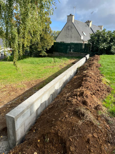 Photo de galerie - Mur de soutènement en stepoc 
