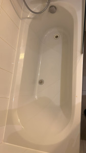 Photo de galerie - Tâche ménagère effectuée avec rigueur 
lavage et desinfections 