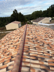 Photo de galerie - Toiture neuve et faîtage à sec 