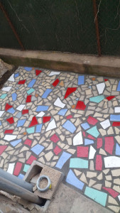 Photo de galerie - Coulage de dalle + carrelage en mosaïque a l'ancienne.